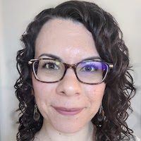 Mary Rochow headshot