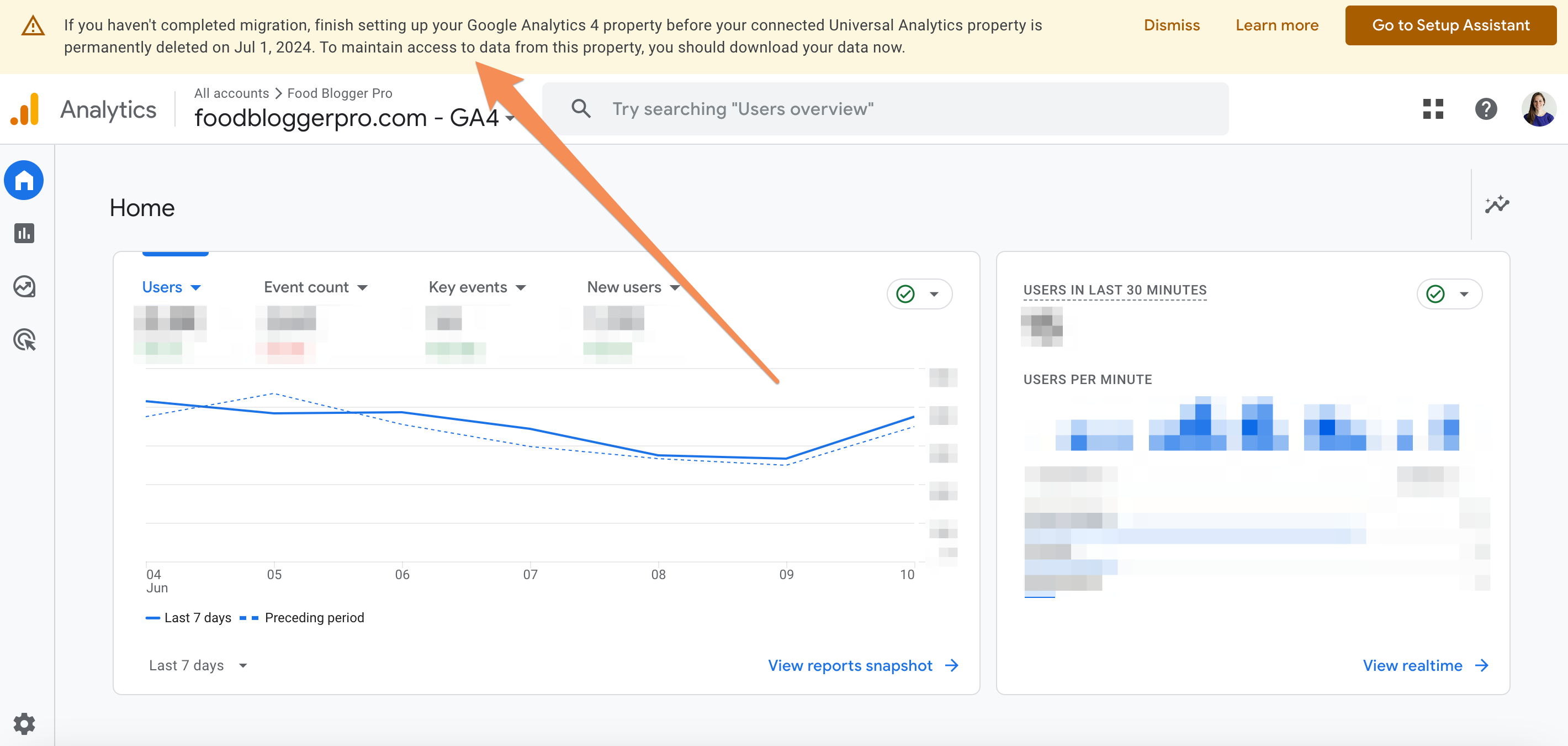 A screenshot of GA4 with the alert banner about UA data deletion.